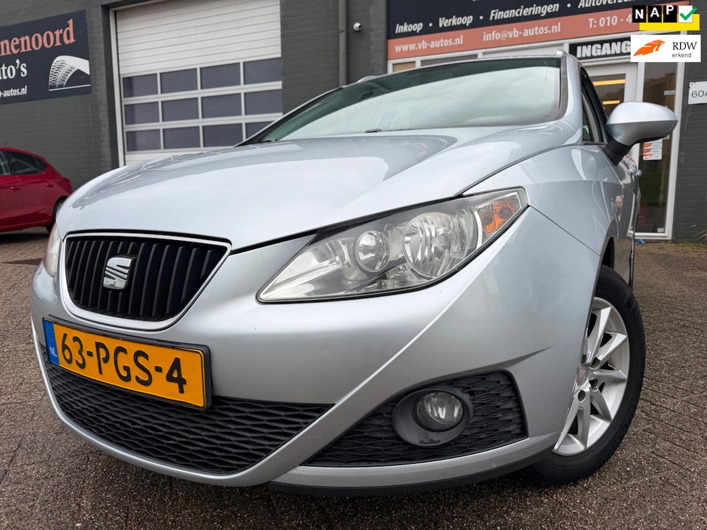 SEAT Ibiza ST 1.4 Style met trekhaak met bluetooth en cruise controle en airco