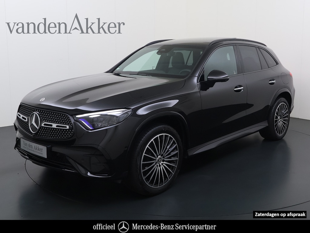Mercedes-Benz GLC 300e AMG 4Matic // Trekhaak // Memory // 360 Camera // Panoramadak // Digital Light // Night pakket // Keyless // Augmented