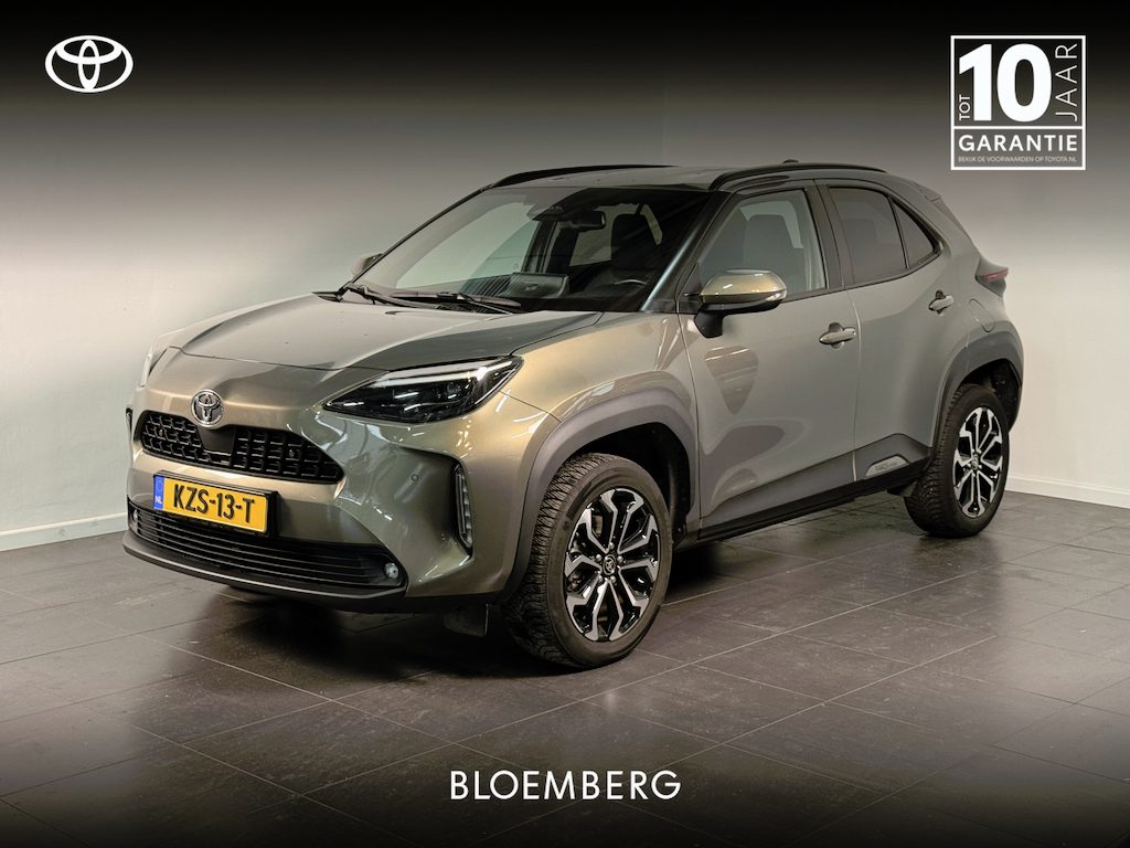 Toyota Yaris Cross 1.5 Hybrid 115 First Edition Winterpack | Stoel / Stuur en voorruitverwarming | Parkeersensoren |