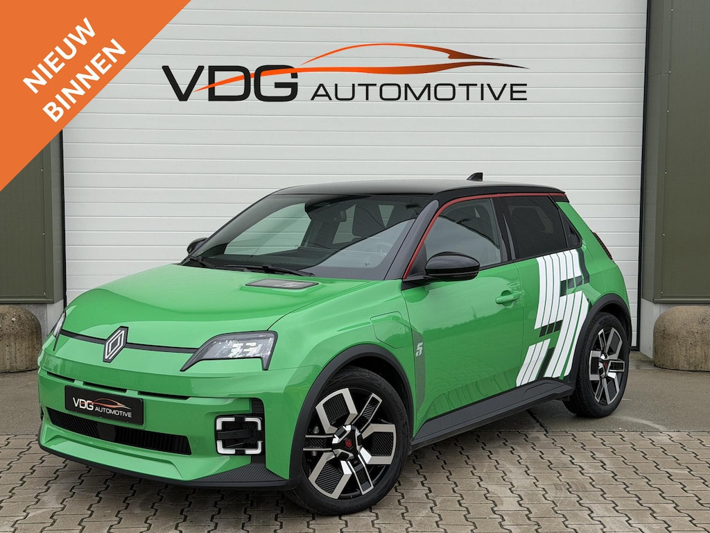 Renault R5 comfort range techno 52 kWh SOH 97% / Snellader / Navigatie / 18" / Adaptive cruise / stoel/stuur verw. / Parkeer Camera /  Clima / Keyless/ Two Tone