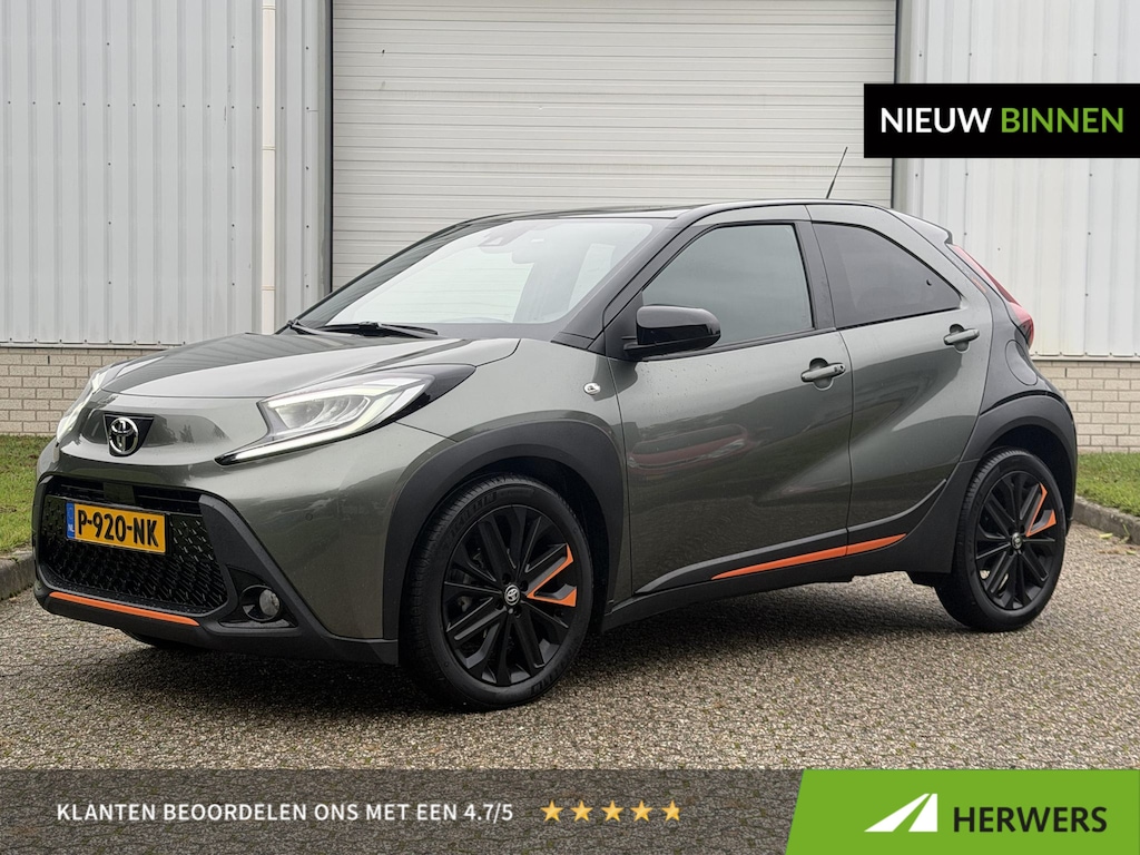 Toyota Aygo X 1.0 MT Limited / JBL Audiosysteem / Achteruitrijcamera /  Adaptieve Cruise Control / Apple Carplay & Android Auto / Stoelverwarming  / Parkeersensoren voor en achter /