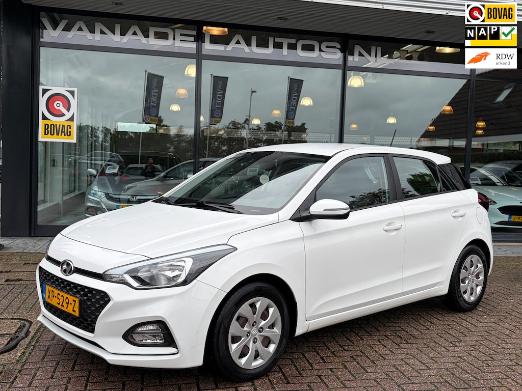 Hyundai i20 1.0 T-GDI Comfort App-Connect Navi Clima Cruise Camera Trekhaak NL-Auto NAP Dealeronderhouden!