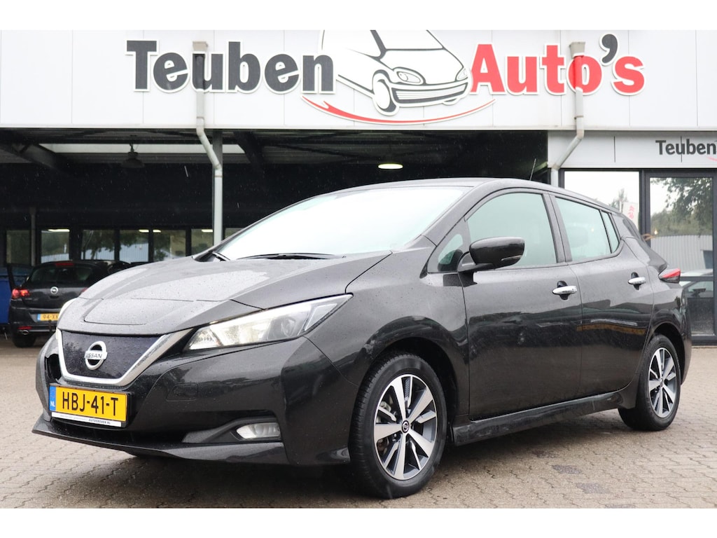 Nissan Leaf Acenta 40 kWh | SOH 92,1% | ProPilot | Active cruise control | Climate control | Stoel en stuur verwarming