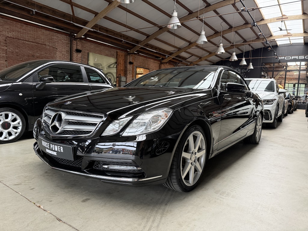 Mercedes-Benz E-klasse Cabrio 200 CGI Elegance *Trekhaak | Leder | Navi | Clima | Cruise | Stoelverwarming | 18" | Sensoren*