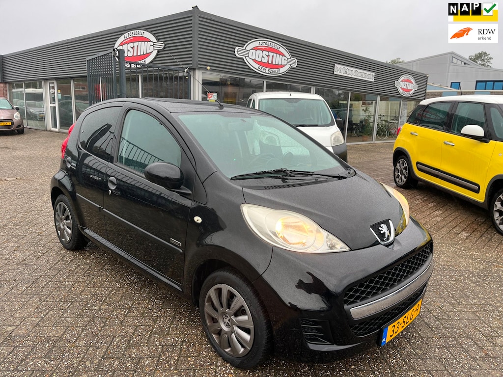 Peugeot 107 1.0-12V Sportium(st-bekr,airco,5drs,open-dakje,bj11,3499,-)