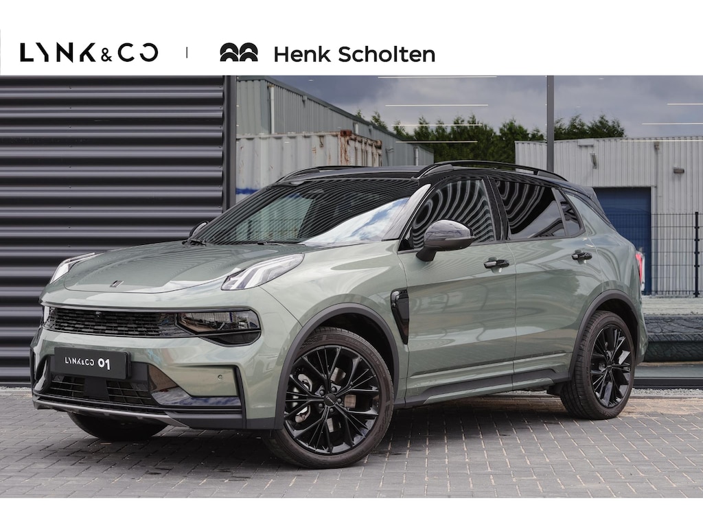 Lynk & Co 01 276PK More | Harman Kardon | 360 Graden camera | Actieve LED Koplampen | Panoramadak met Schuif-/Kantelfunctie | Sfeerverlichting | Dodehoekassistent | Adaptieve Cruise Control | Stuurverwarming | Stoelverwarming | Bestuurdersstoel met geheugen | Getint glas | Elektrisch bedienbare achterklep | Draadloos telefoonoplader