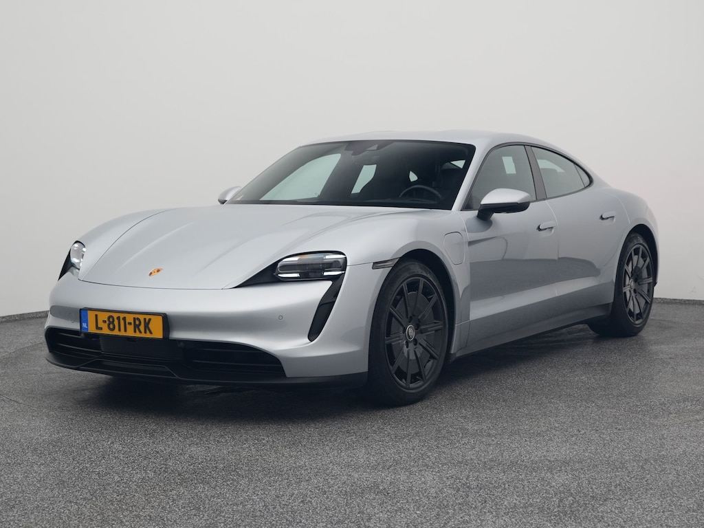 Porsche Taycan 79 kWh | CAMERA | LEDER | KEYLESS