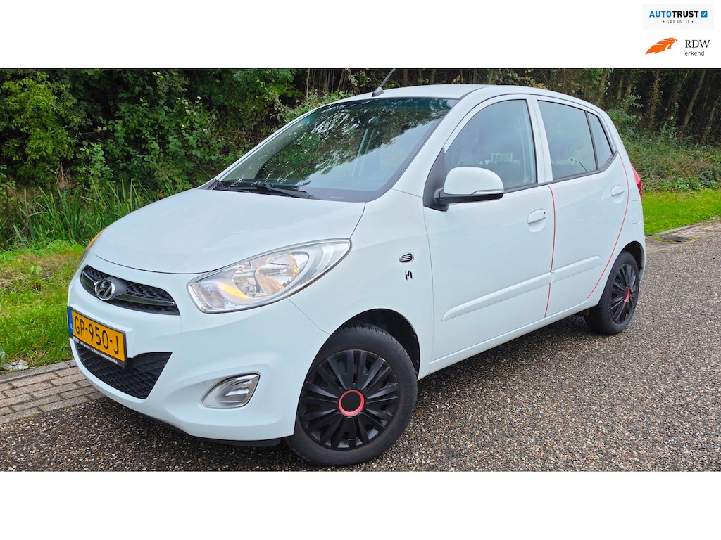 Hyundai i10 1.1 70PK AUTOMAAT Airco Pdc Bleutooth Nette auto!