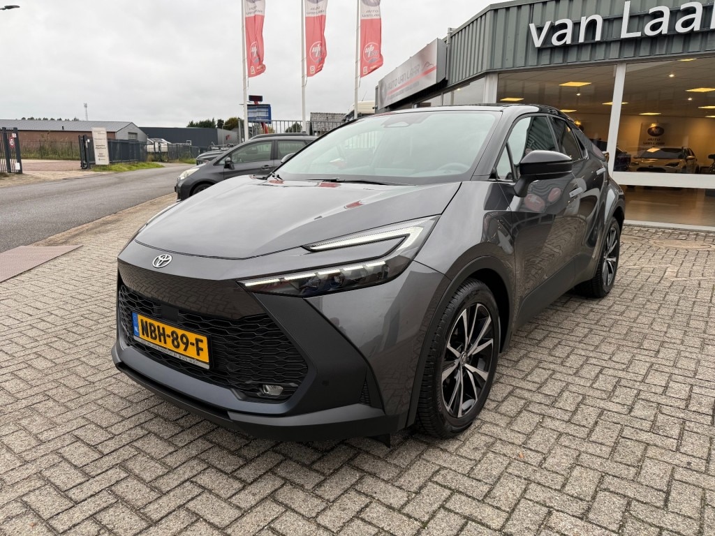 Toyota C-HR / C-HR+ 1.8 Hybrid 140 Dynamic Bi-Tone Rijklaar met Garantie