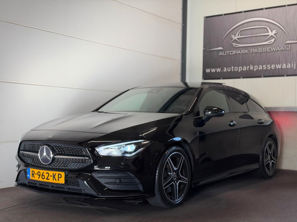 Mercedes-Benz CLA Shooting Brake 200 AMG Pano, Cruise Control, Apple Carplay, Achteruitrijcamera, Sfeerverlichting, Airco