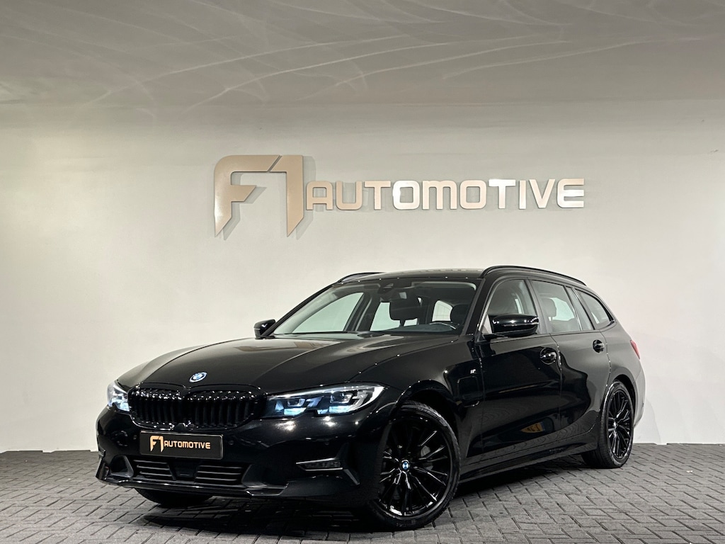 BMW 3-Serie Touring 330e M Sport High Executive Camera|97%