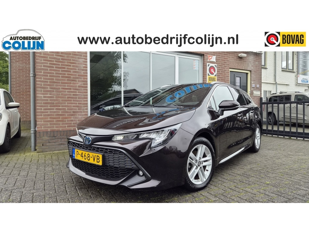 Toyota Corolla Touring Sports 1.8 Hybrid Dynamic, Trekhaak, Stoelverwarming, NL Auto!