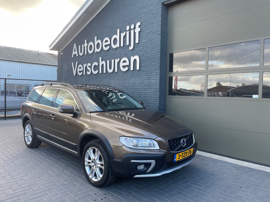 Volvo XC70 2.0 T5 FWD Nordic+ schuifdak stoelverwarming trekhaak