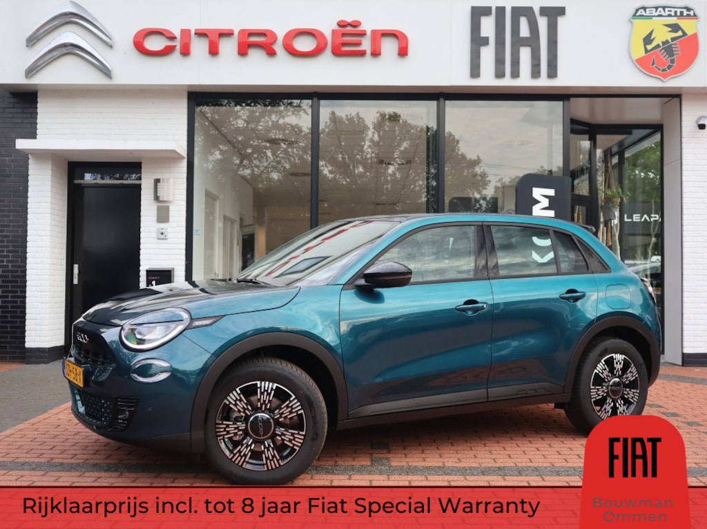Fiat 600 1.2 Hybrid Turbo Charged 145PK Automaat Icon, Rijklaarprijs | Navigatie | Stoelverwarming | Camera | DAB+ Tuner | Apple Carplay