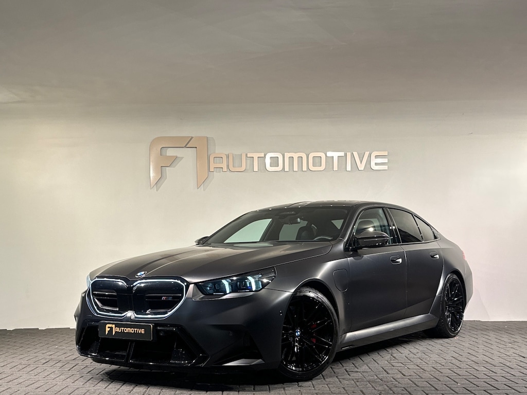 BMW M5 5-serie Full Carbon|Bowers & Wilkins|Memory|HuD|360Camera