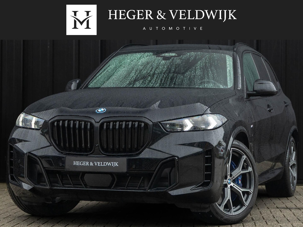 BMW X5 xDrive50e | M-Sport Pro | Trekhaak | Comfort access | Iconic glow | Panorama dak | Harman/Kardon