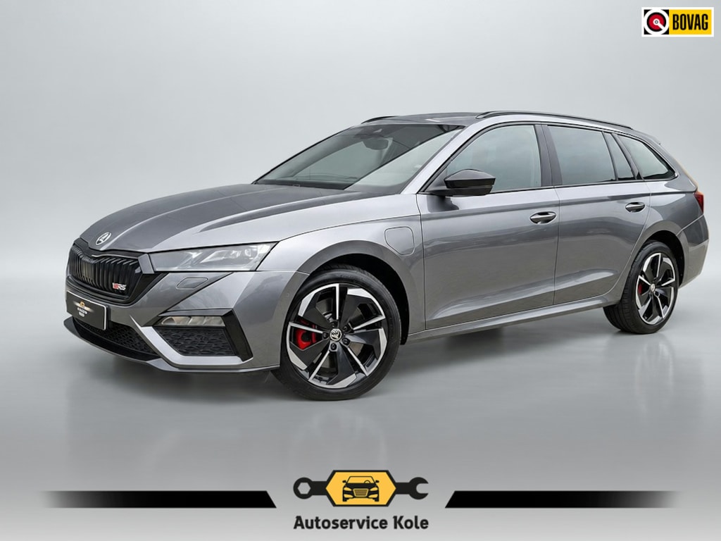 Skoda Octavia 1.4 TSI * RS iV * Navigatiesysteem * Parkeercamera * Stoelverwarming * Head up display *