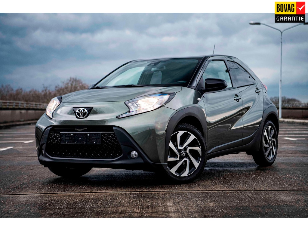 Toyota Aygo X 1.0 VVT-i S-CVT | Automaat | Airco | Achteruitrijcamera | Adaptive Cruise | Stoelverwarming |