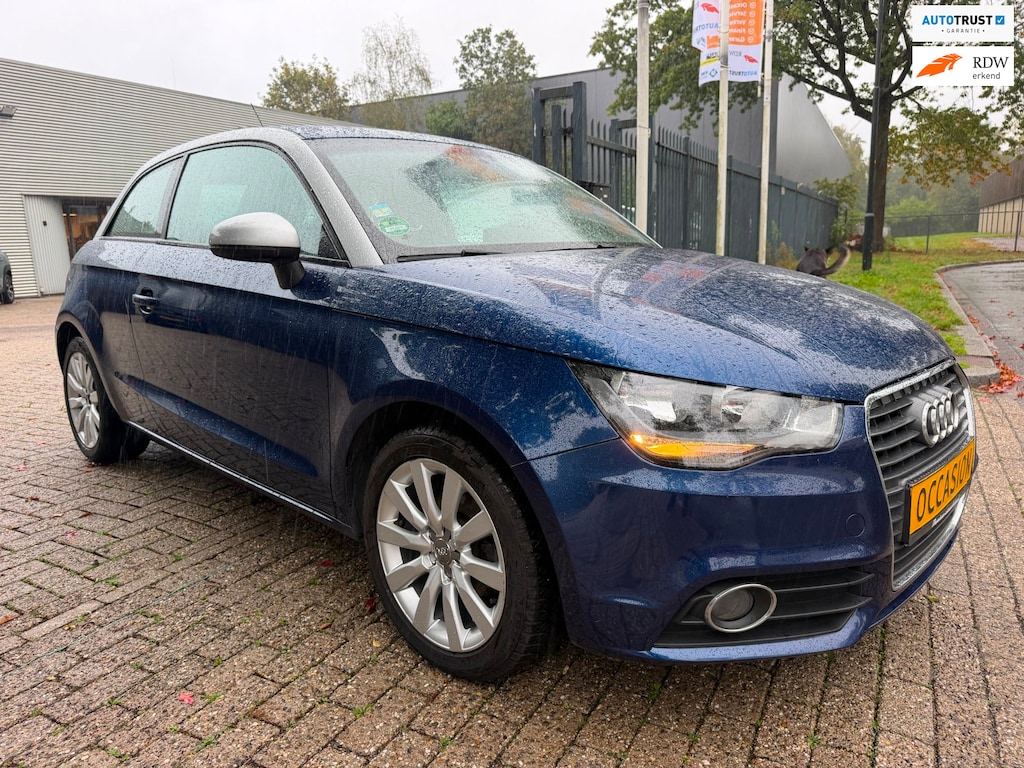 Audi A1 1.2 TFSI Ambition Pro Line Business 126.881 km, dealer onderhouden, 1e eigenaar, navi, elec pakket winterpakket, trekhaak