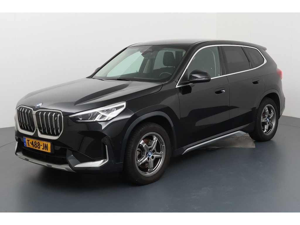 BMW iX1 xDrive30 SOH 94% Launch Edition 67 kWh Origineel NL
