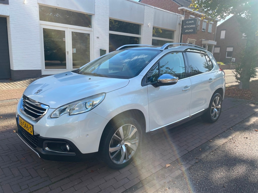 Peugeot 2008 1.2 Pano / Climate C / Cruise C/ trekhaak / Luxe uitvoering
