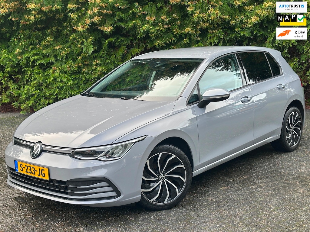 Volkswagen Golf 1.0 TSI Life 110PK | Apple/Android Carplay | PDC | Cruise Control | LMV | DAB+