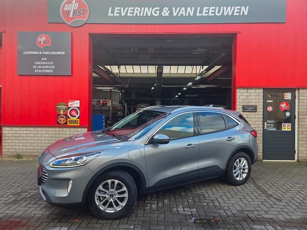 Ford Kuga 2.5 PHEV Titanium Winterpack/ Navigatie/ Parkeersensoren V + A/ Stoelverwarming/ Rijklaarpijs!