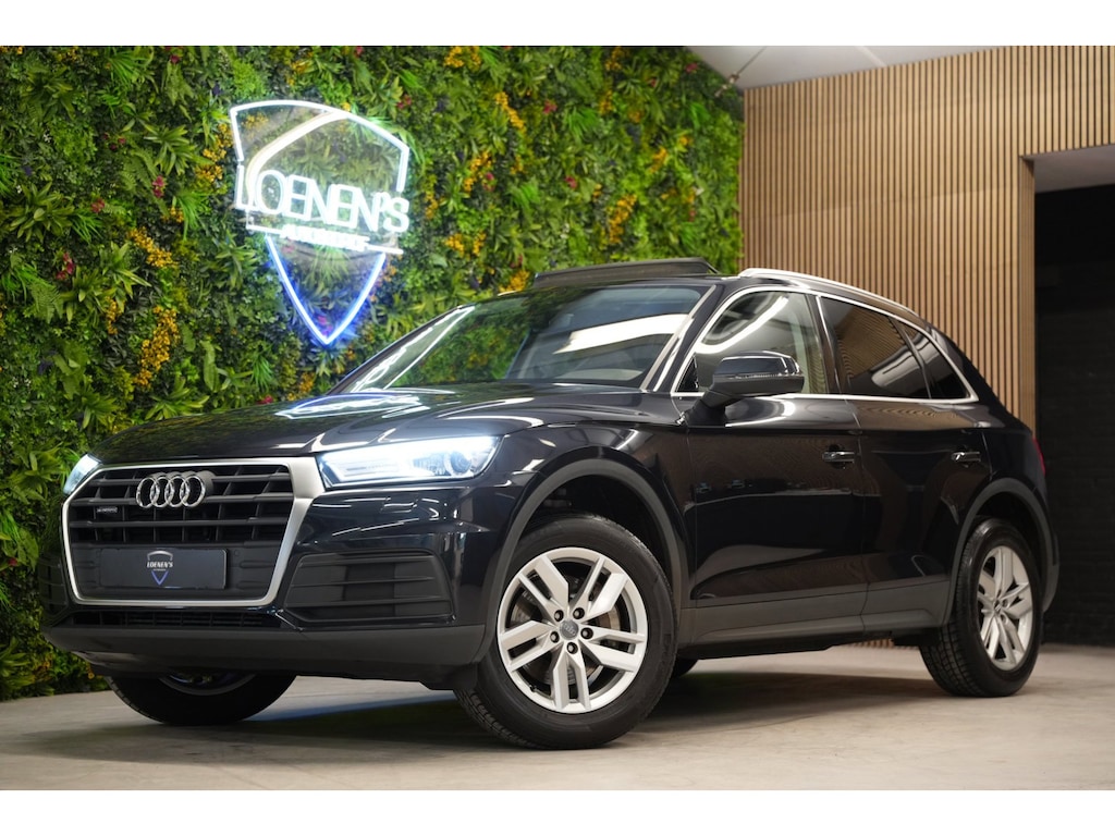 Audi Q5 2.0 TFSI quattro / Panoramadak / Cruise / Stoelverwarming / Parkeersensoren