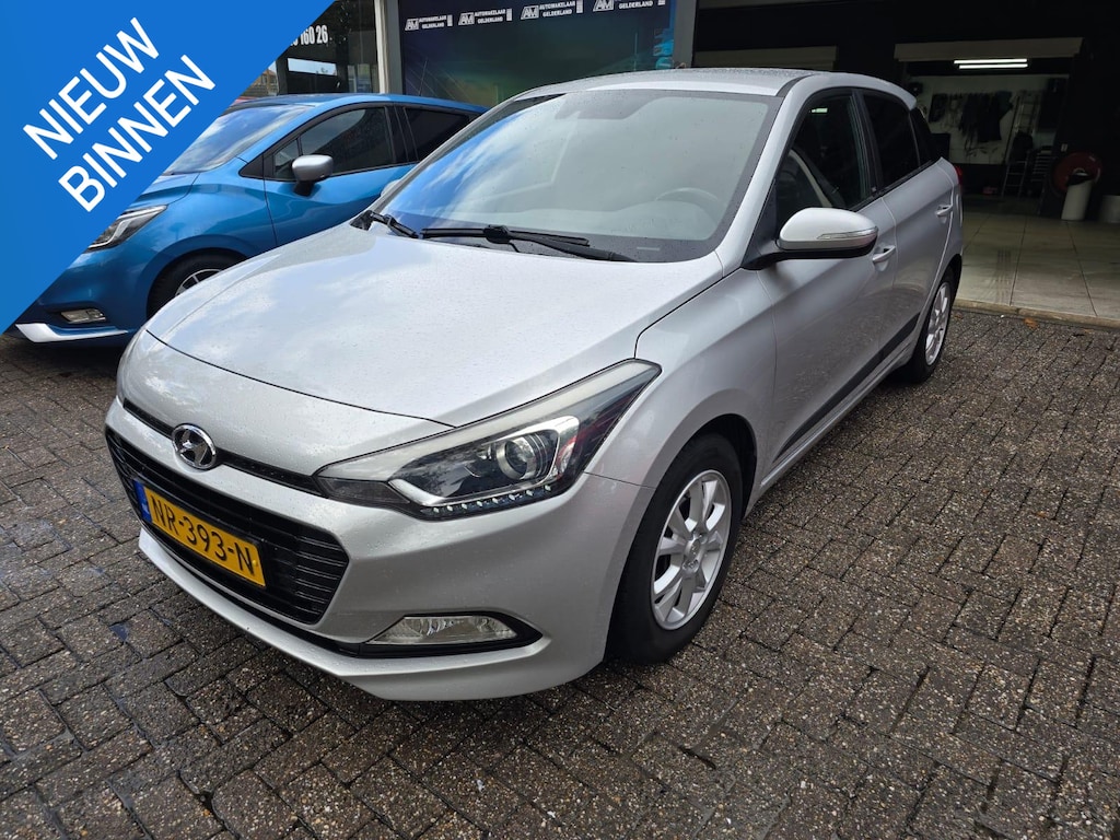 Hyundai i20 1.0 T-GDI Go! 2016 | 2E EIGENAAR | 3/6 OF 12MND GARANTIE | NAVI | CAMERA | LMV |