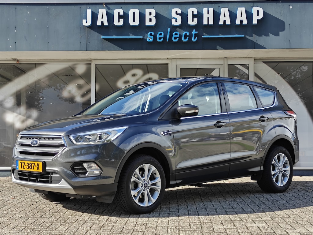 Ford Kuga 1.5 EcoBoost Titanium / Keyless / Trekhaak (2000kg) / Navi / Carplay