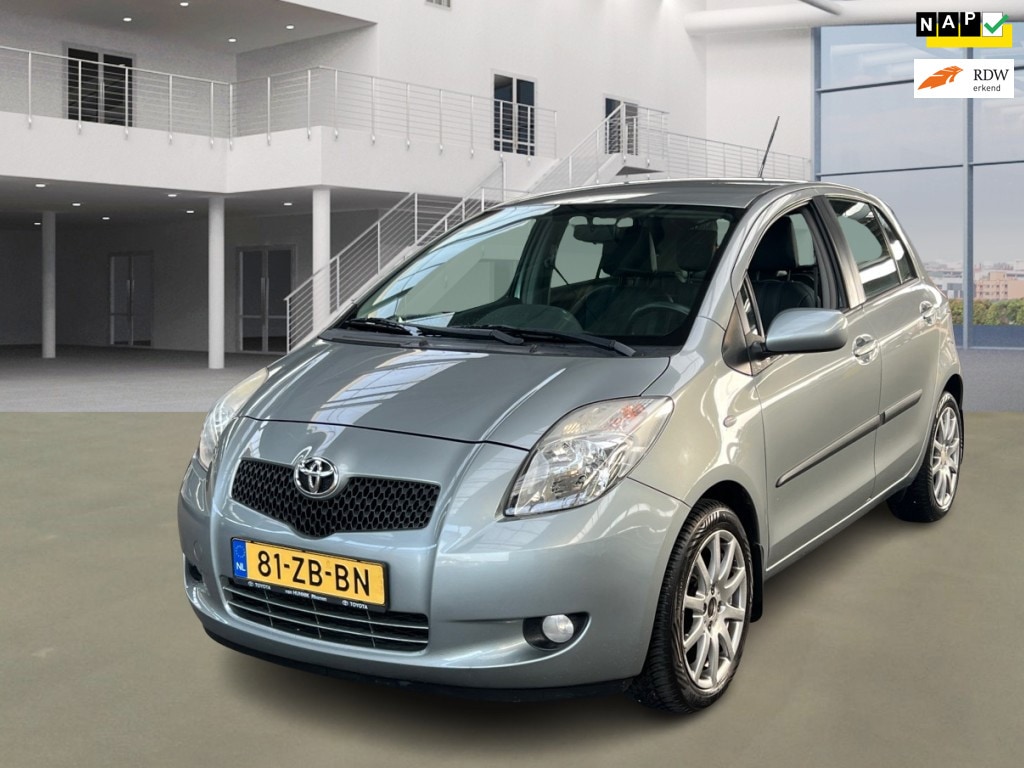 Toyota Yaris 1.3 VVTi Sol| Automaat|Airco|Leder|Weinig gelopen