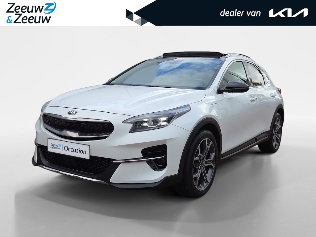 Kia Xceed 1.6 GDi PHEV ExecutiveLine 1e Eigenaar | Dealer Onderhouden | Panorama Dak | Meest luxe uitvoering | Fabrieksgarantie | Stoelverwarming en Ventilatie | Carplay | Camera | Dodehoek Detectie | Lader | Cruise Control Adaptief |
