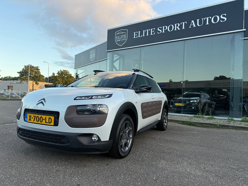 Citroën C4 Cactus 1.2 PureTech Shine I Camera I Cruise control I trekhaak