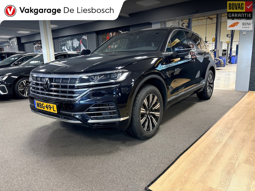 Volkswagen Touareg 3.0 TSi eHybrid 4MOTION / pano / leer / camera / stoel en stuurverwaming