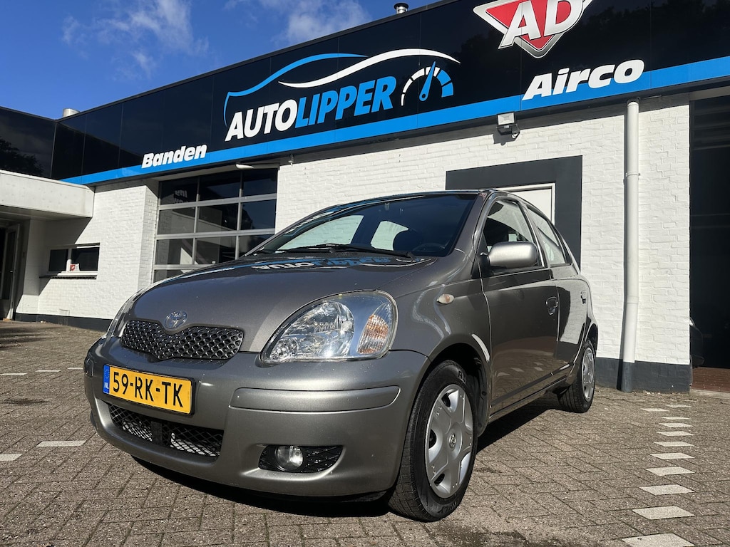 Toyota Yaris 1.0 VVT-i S-Line /Nieuwe apk bij aflevering/Airco/5 drs/All season banden