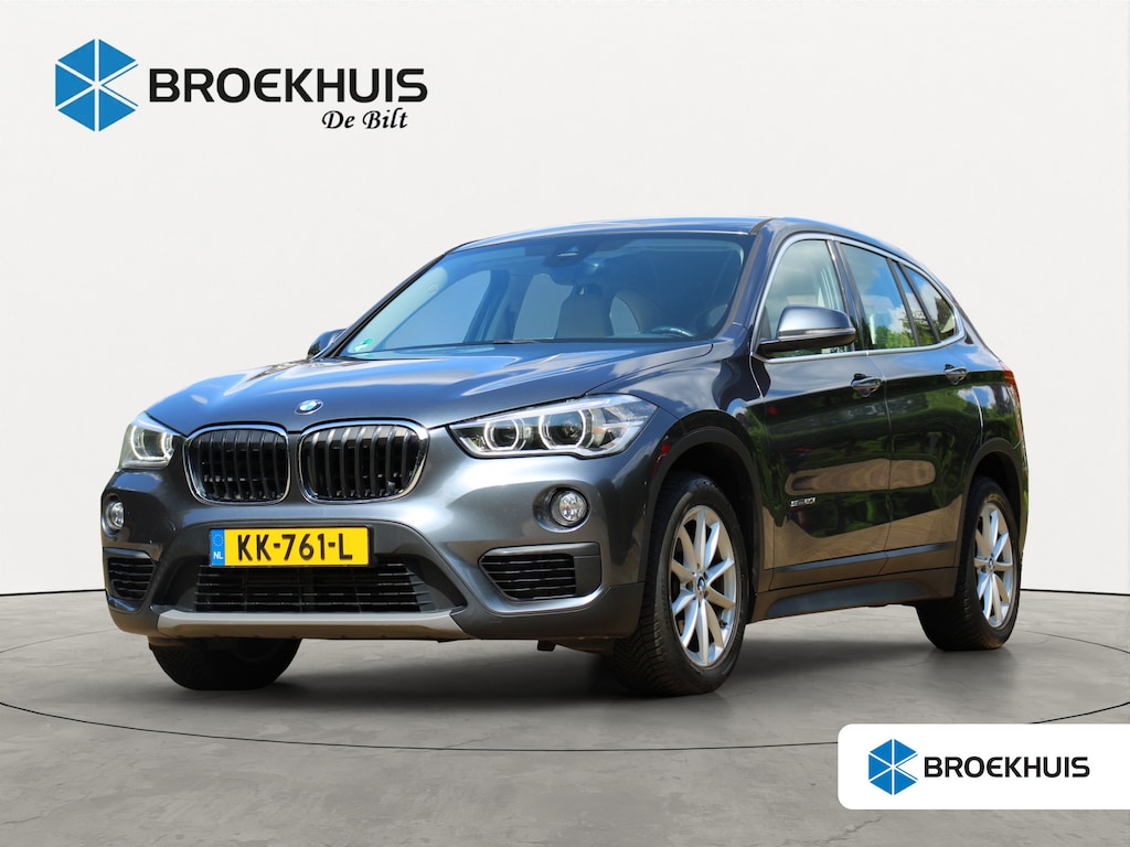 BMW X1 sDrive20i Centennial High Executive | NL-AUTO! | TREKHAAK | STOELVERWARMING | DEALER OH! | PARK SENS | LEDER | LED | NAVI | CLIMA