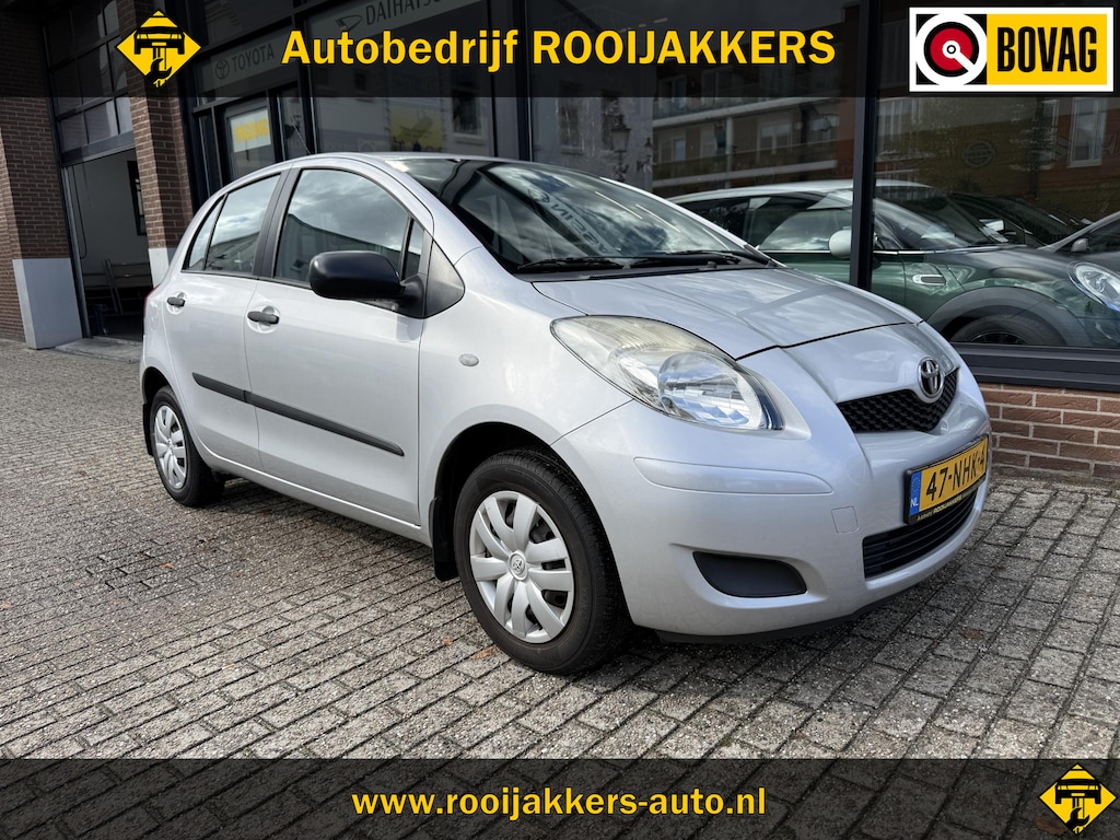 Toyota Yaris 1.0 VVTi Cool