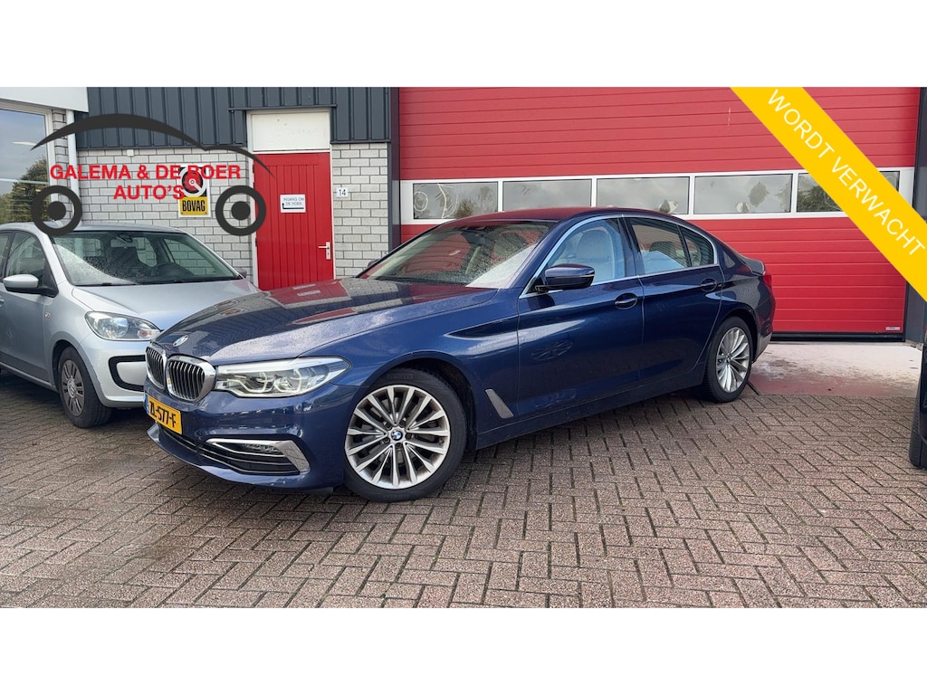 BMW 5-Serie 520i High Executive Edition TREKHAAK / VIRTUAL / FULL LED / LEDER / STOELVERW / PDC / CLIMA / NL-AUTO