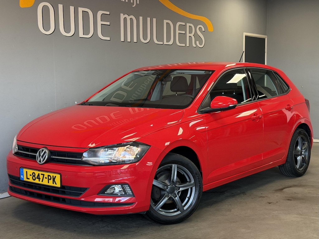 Volkswagen Polo 1.0 Trendline | Cruise | Parkeersensoren | Carplay | Stoelverwarming | Navigatie |
