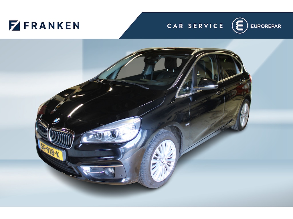 BMW 2-Serie Active Tourer 220i High Executive | Leder | Stoelverwarming | Trekhaak |  Head-up display