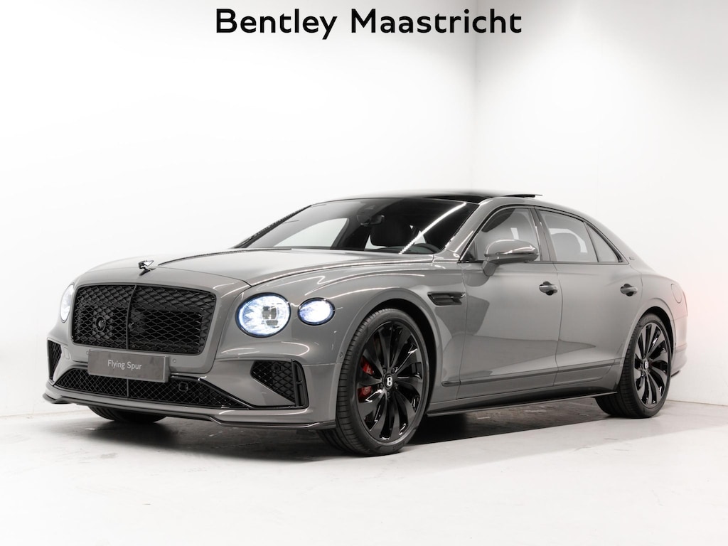 Bentley Flying Spur 4.0 V8 Hybrid Black Edition NAIM | TOURING SPEC | CARBON STYLING | PANORAMIC GLASS
