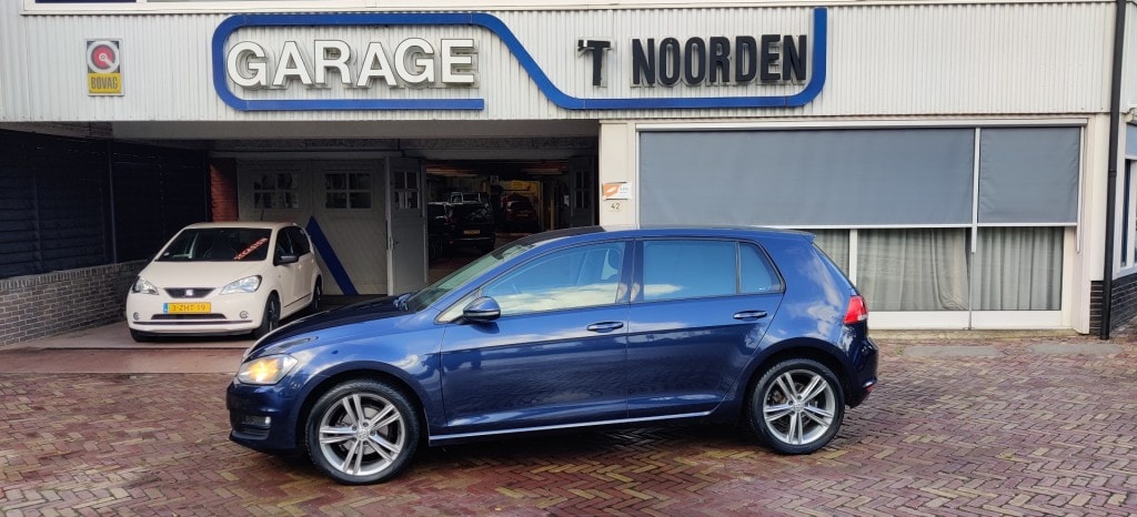 Volkswagen Golf 1.2 TSI Comfortline 5 deurs , ECC , PDC , Trekhaak