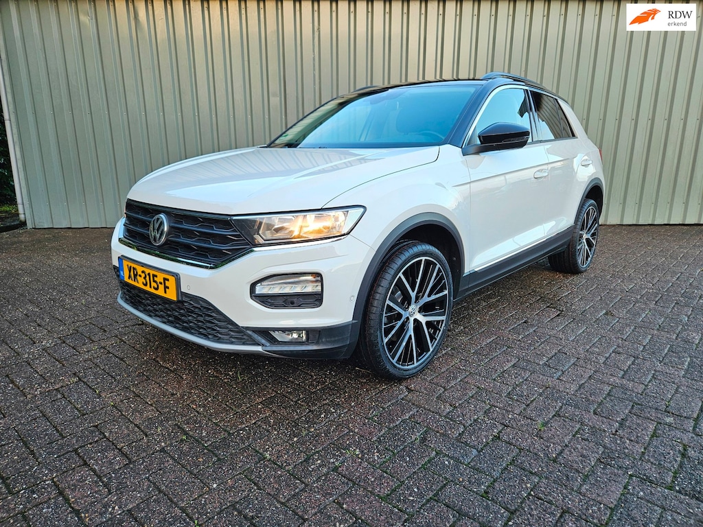 Volkswagen T-Roc 1.0 TSI 116Pk Style Clima Stoelverwarming Trekhaak