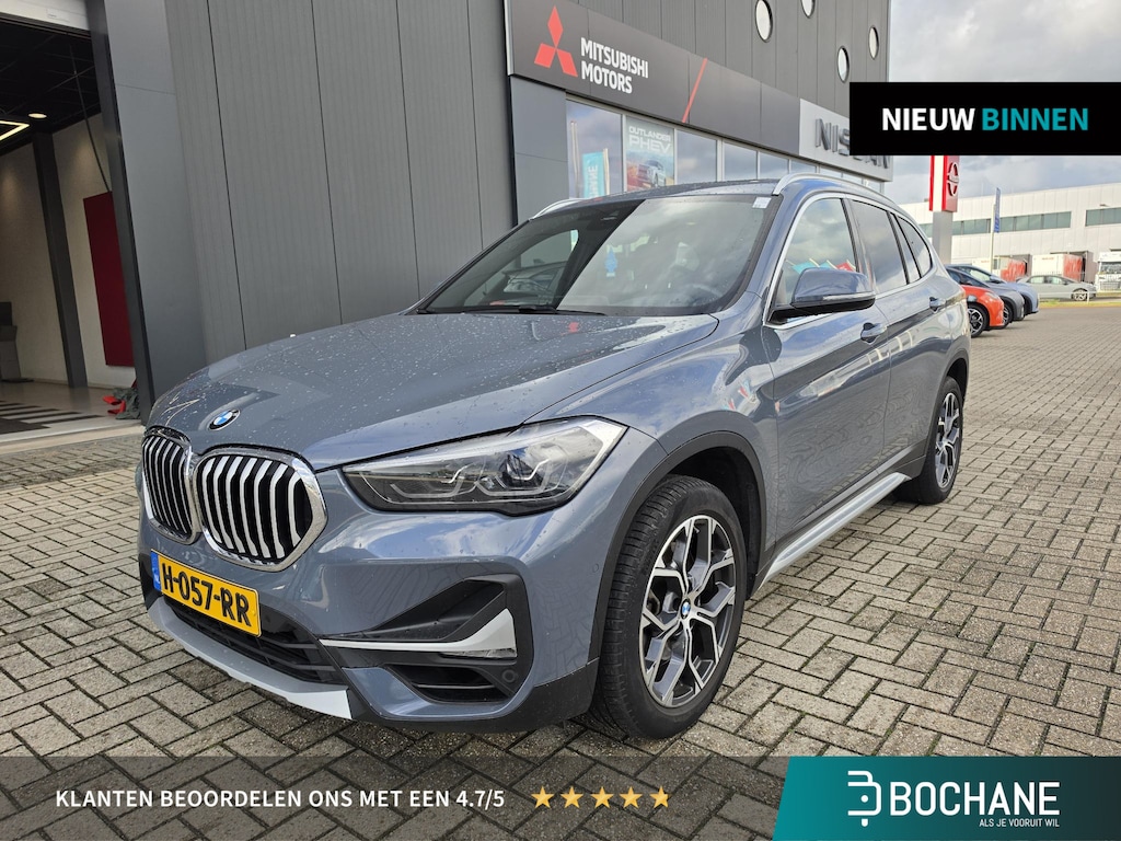 BMW X1 sDrive20i VDL Nedcar Edition | Panoramadak | Trekhaak | El. achterklep