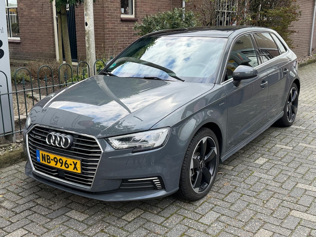 Audi A3 Sportback 1.4 e-tron S-Line Lease Edition Facelift Panodak