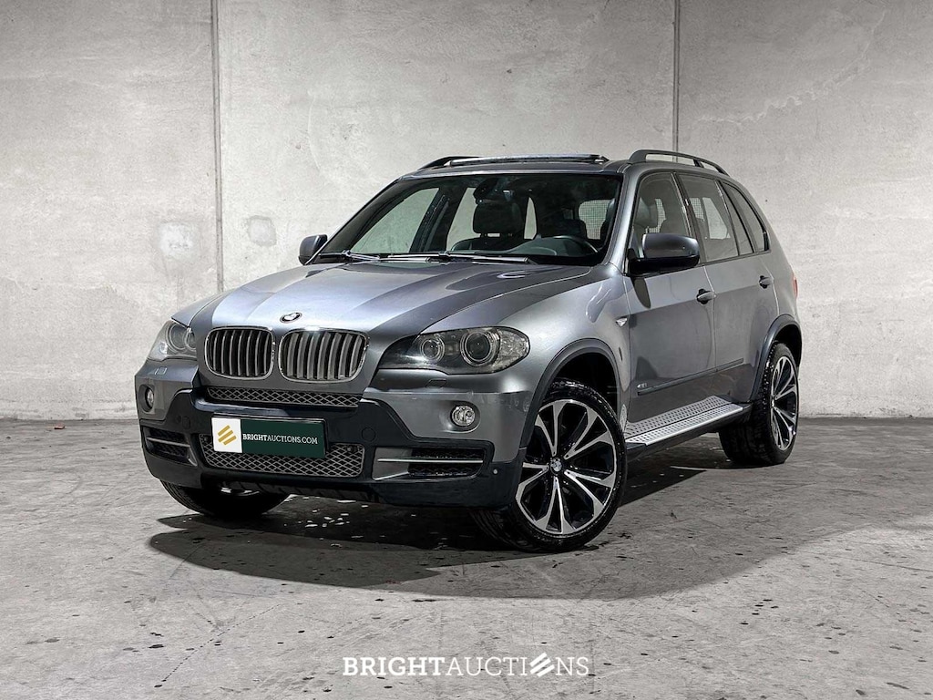 BMW X5 xDrive48i 4.8 V8 E70
