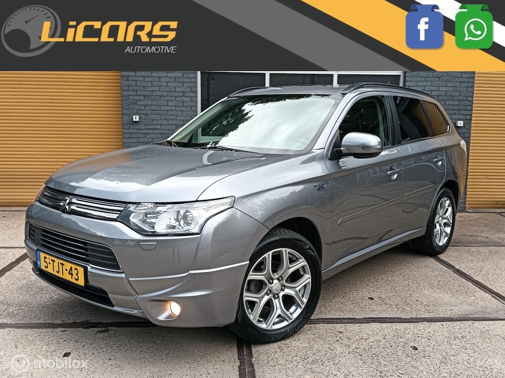 Mitsubishi Outlander 2.0 PHEV Instyle+ Leder/trekhaak/schuifdak