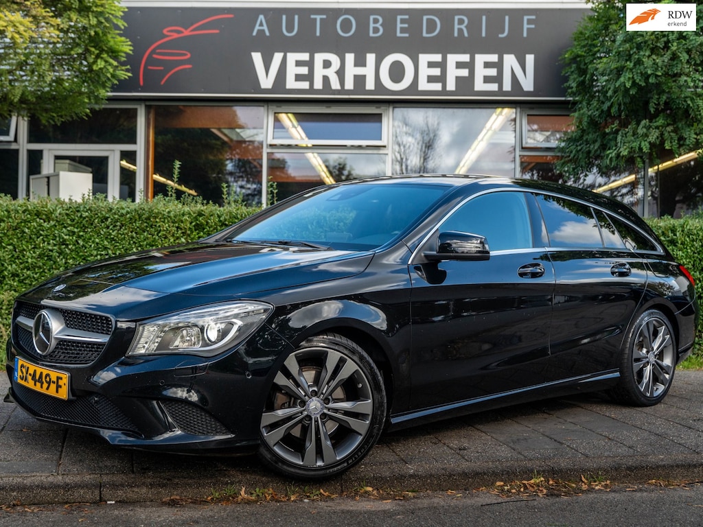 Mercedes-Benz CLA Shooting Brake 180 OrangeArt Edition | AUTOMAAT | XENON | DEALER ONDERHOUDEN | LEDER | STOELVERWARMING
