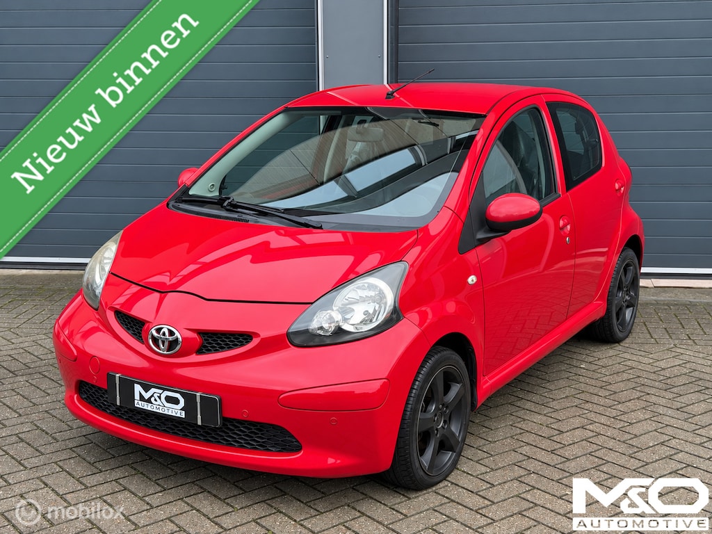 Toyota Aygo 1.0-12V | PDC | E-RAMEN | APK