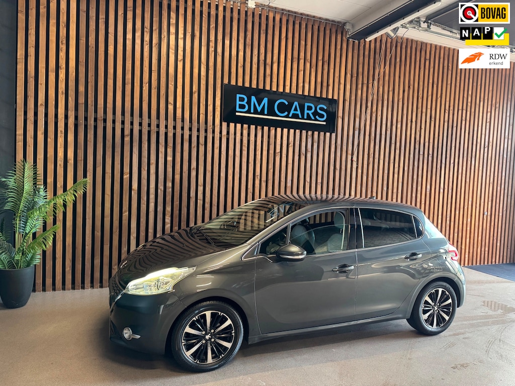 Peugeot 208 1.4 VTi Griffe Airco, Trekhaak, Leder